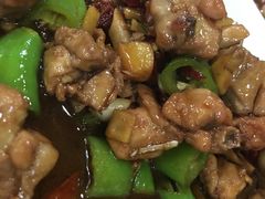 红烧鸡块-凡老头米线砂锅(古荡新村西粮站)