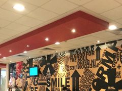 -麦当劳(汉口火车站候车室店)
