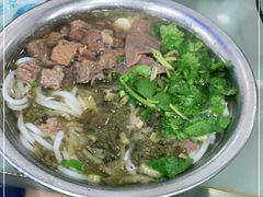 -花溪牛肉粉(八鸽岩店)