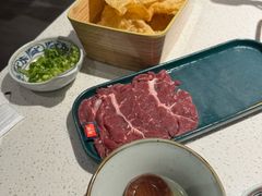 -牛村来人潮汕牛肉火锅(西单店)
