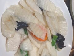 -严记小天府酸菜鱼(西四路店)