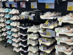 -迪卡侬(莘庄店)