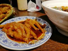 -爆炸头阿姨小四川正宗川味小吃(无任何分店)