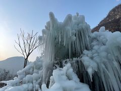 -大平台龙居瀑布旅游区