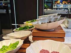 -金滏山烤肉·海鲜·火锅自助餐厅(襄阳万达店)