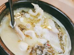 -灵芝妹子海鲜米线(瓦房店新玛特店)