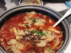 -渝是乎酸菜鱼·川渝小炒(新世界百货望京店)