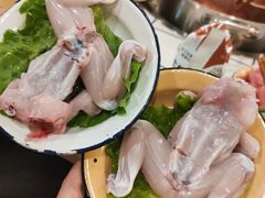 一只牛蛙-龙奎老牛市井火锅