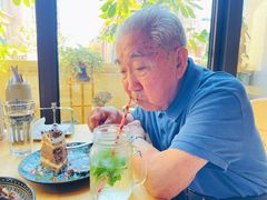 -LENBACH兰巴赫西餐啤酒坊(大连东港店)