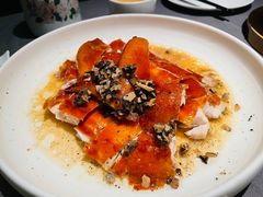 黑松露脆皮文昌鸡（整只）-小炳胜(卓悦中心店)