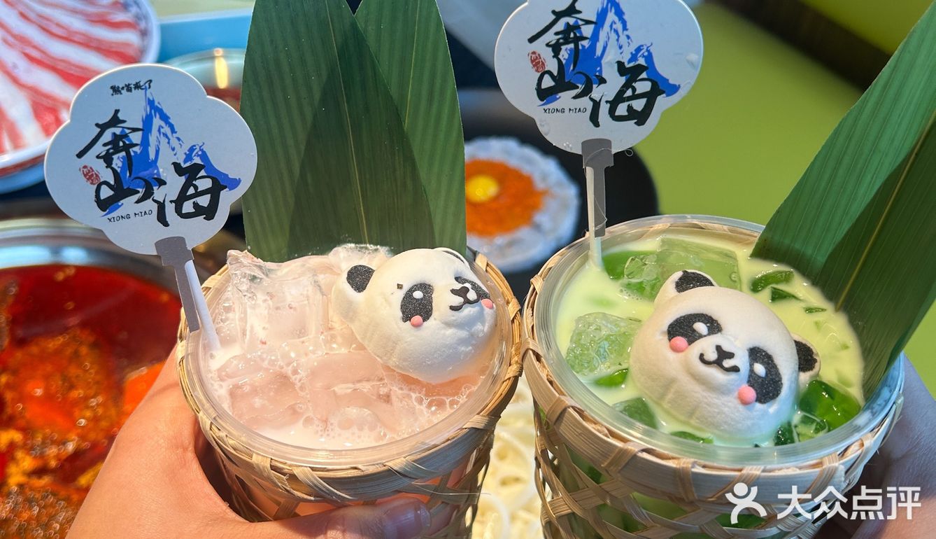 当然，还有他们的招牌瀑布土豆丝，涮三秒就能吃