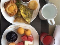 -天津梅江中心皇冠假日酒店