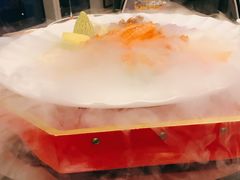风生水起捞起三文鱼桂花蚌-广州康莱德·韵轩中餐厅