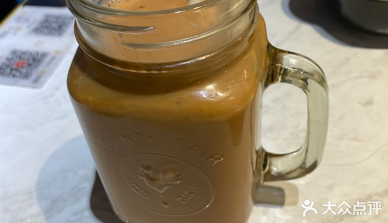 两人餐一共花了220,菜还剩很多吃不完