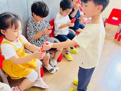-MuaKids Garden