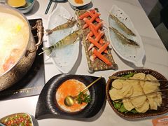 -椰子湾·海南火锅·糟粕醋·椰子鸡(正大广场店)