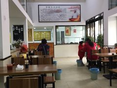 大堂-草桥清真牛肉锅贴扁食店