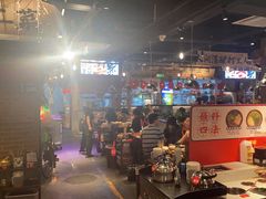 -萍姐火锅·公路夜市(武汉首店)