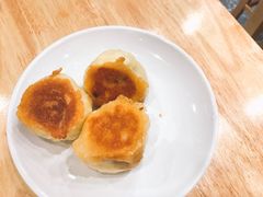 轮工壹号煎包-老巷口川味火锅