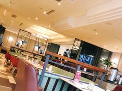 -港丽餐厅(高德置地店)