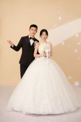 -雅云婚纱摄影工作室旗舰店