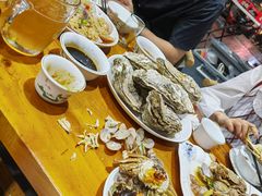 -七点半海鲜大咖·啤酒屋(威海路步行街小区店)