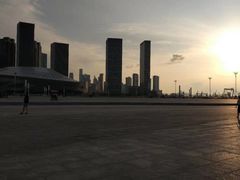 -东港音乐喷泉广场