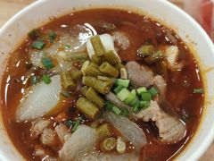 生烫鲜牛肉粉-江三王记牛杂馆(总店)