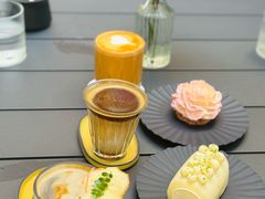 -潮一不贰·法式甜品·生日蛋糕·西式简餐(外滩店)