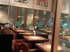 大堂-九锅一堂酸菜鱼(新南凯德直营店)