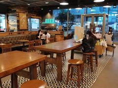 大堂-星巴克臻选(青岛麦凯乐分店)