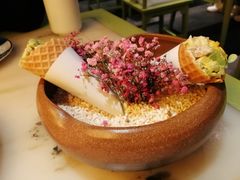 甜筒牛油果沙拉-桂满陇天书(南京德基旗舰店)