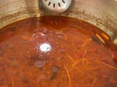 -毛辣果·贵州红酸汤牛肉火锅(西单店)
