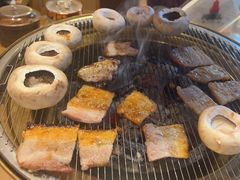 -闻老头·菊花炭烤肉(D11店)