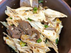 热卤四合一-黑白电视长沙小吃(美林M·LIVE天地东座店)