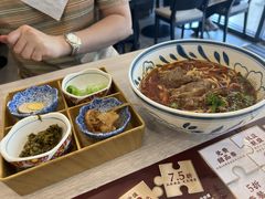 -康师傅私房牛肉面(马泉营奥莱店)