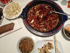 -何师傅美蛙鱼头(汉街店)