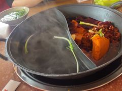 -赵美丽·重庆社区火锅·直营店(火车东站·中豪国际店)