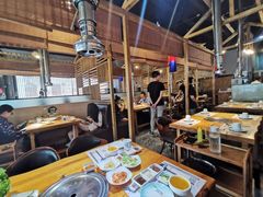 大堂-唯成•韩国炭火烤肉 유성고기