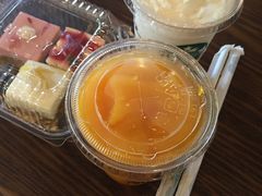 -星巴克臻选(深圳龙华红山天虹店)