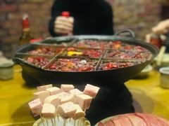 -白乐天毛肚火锅馆(解放碑店)