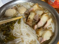 -电厂猪脚粉快餐店