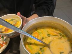 -大头虾越式风味餐厅(光明广场店)