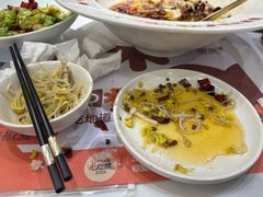 -椒爱水煮鱼川菜(让胡路万达店)