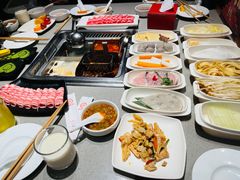 -海底捞火锅(金山百联店)
