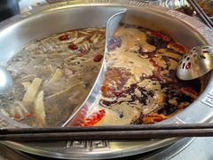 -憨铁匠老火锅(龙岗万科里店)