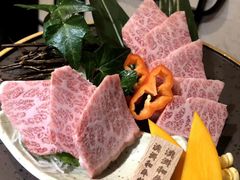 -山川小町·极番烧肉(新地假日广场店)