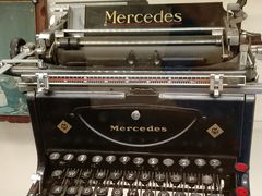 -陆汉斌打字机博物馆