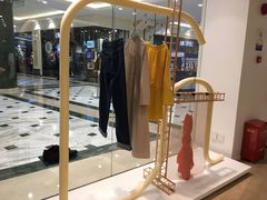 -COS(月星环球港店)