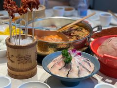 -周师兄大刀腰片火锅(磁器口直营店)